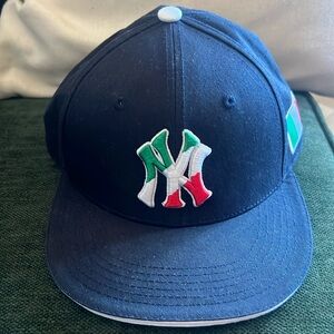 New York Yankees Italian Flag Ball Cap